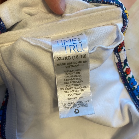 Size Xl Time and Tru swimsuit - Picture 3 of 6